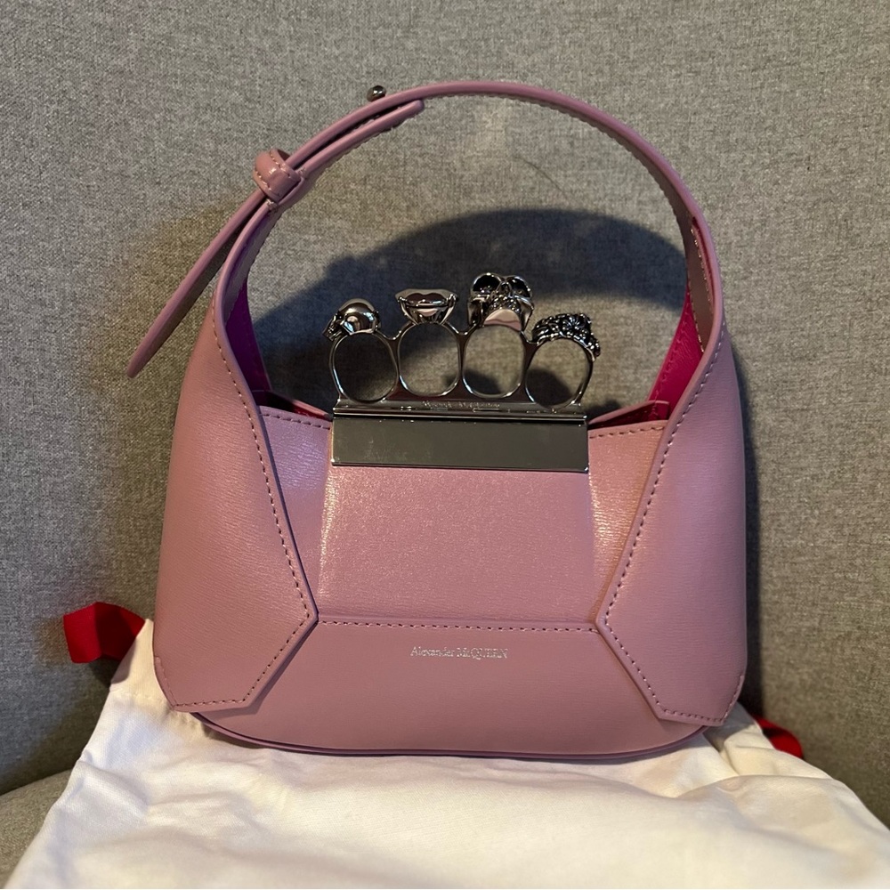 Alexander McQueen Hobo knuckle Bag